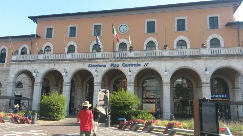 Academy House Pisa Centrale Kültér fotó